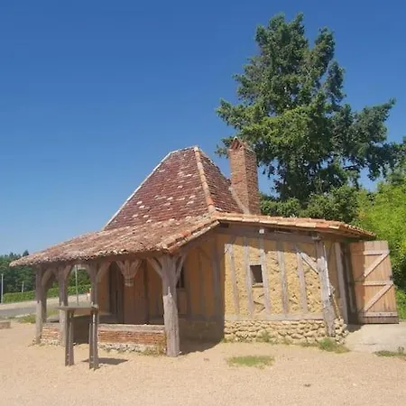 The Walnut Tree. شقة Saint-Aulaye-Puymangou