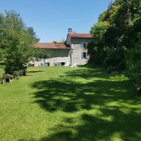 شقة The Walnut Tree.